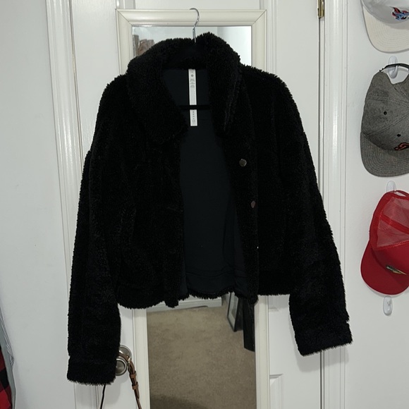 Lululemon textured fleece button jacket - Picture 2 of 13